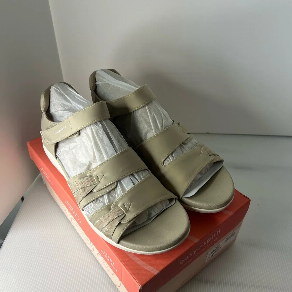 Easy Spirit‎ Webber2 taupe size 11